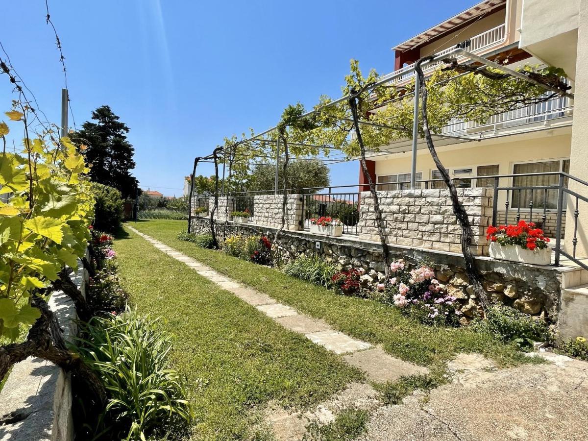 Bed&Breakfast Nada Привлака Екстериор снимка