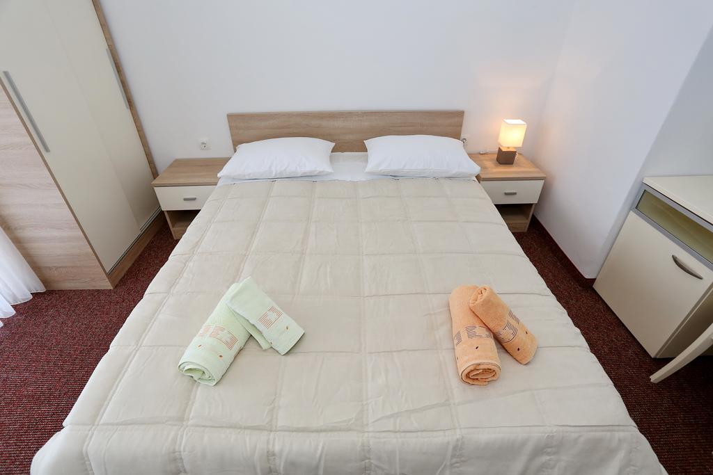 Bed&Breakfast Nada Привлака Стая снимка